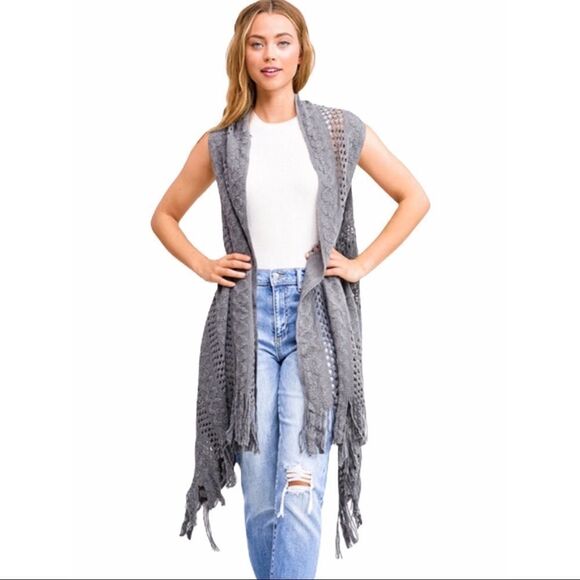Sleeveless Gray Crochet Asymmetric Open Front Fringe Vest - NEW - Picture 3 of 4